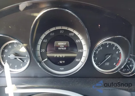 2013 Mercedes-Benz E 350 4Matic z USA, uszkodzony, nr VIN WDDKJ8JB3DF213571